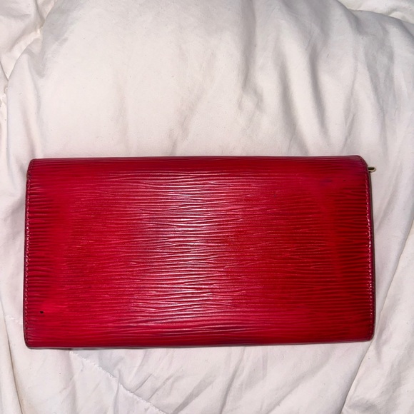 Louis Vuitton Epi Long Wallet - Picture 9 of 10